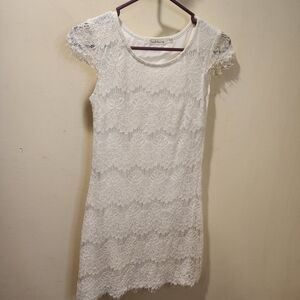 SOLITAIRE ivory lace short dress size XS